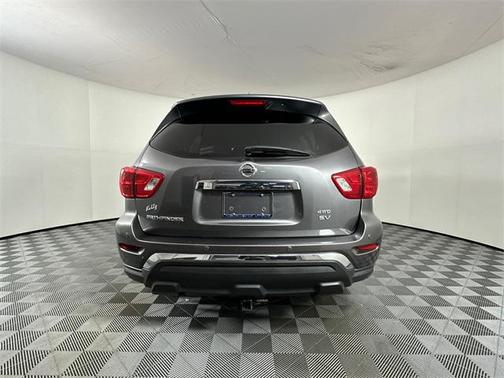 2019 Nissan Pathfinder SV