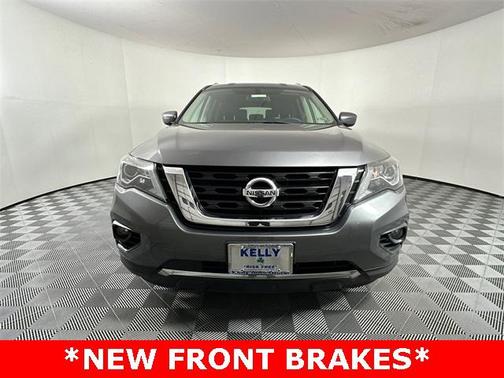 2019 Nissan Pathfinder SV