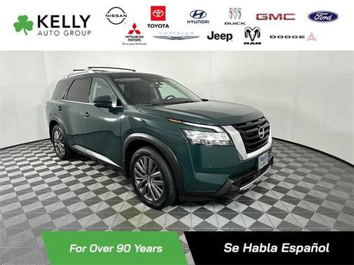 2023 Nissan Pathfinder SL 4WD