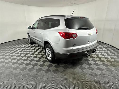 2011 Chevrolet Traverse LS