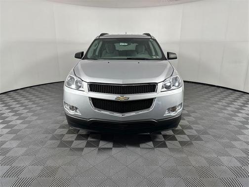 2011 Chevrolet Traverse LS