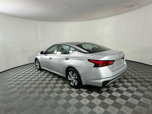 Brilliant Silver Metallic 2019 Nissan Altima 2.5 S