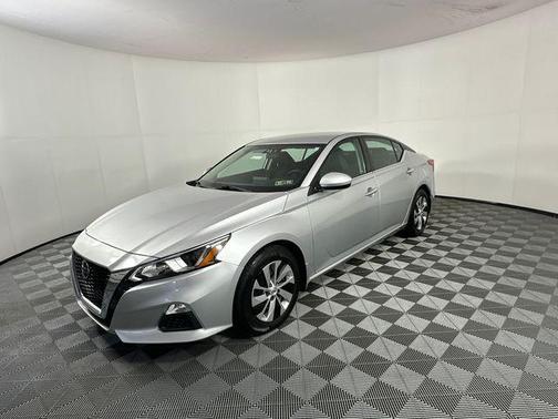 Brilliant Silver Metallic 2019 Nissan Altima 2.5 S