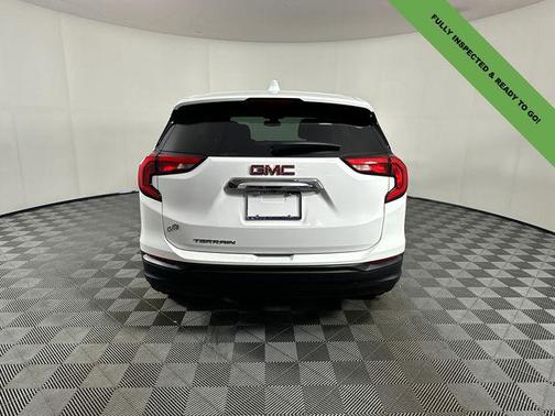 Summit White 2018 GMC Terrain SLE
