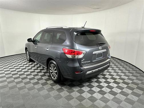 2014 Nissan Pathfinder SV