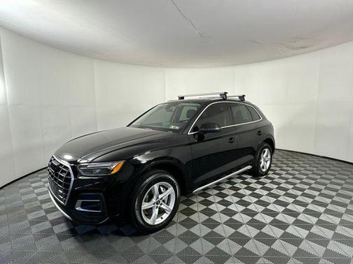 Black 2021 Audi Q5 45 Premium