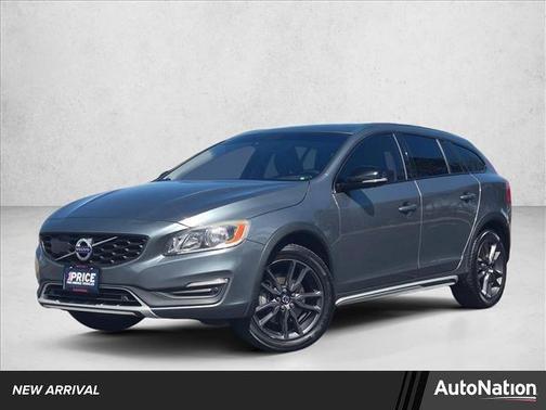 2018 Volvo V60 Cross Country T5