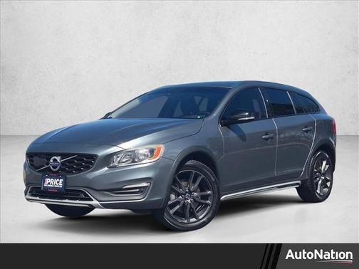 2018 Volvo V60 Cross Country T5