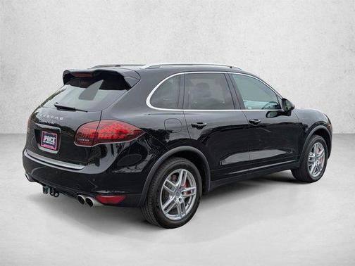 Black 2014 Porsche Cayenne Turbo