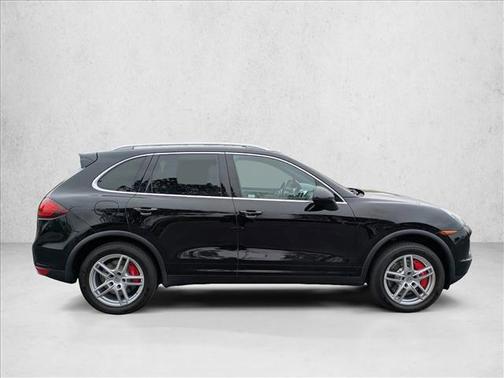 Black 2014 Porsche Cayenne Turbo