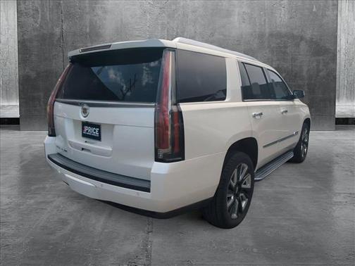 2015 Cadillac Escalade Luxury