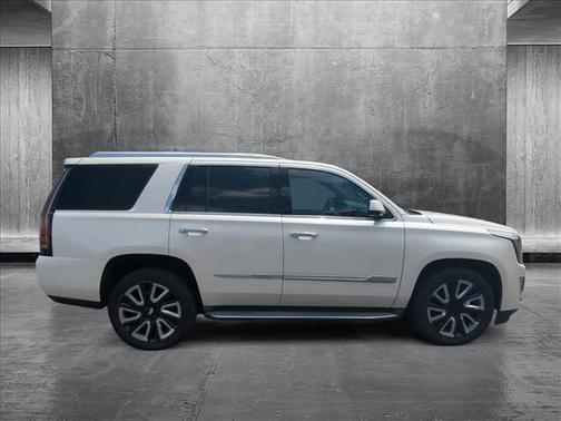 2015 Cadillac Escalade Luxury