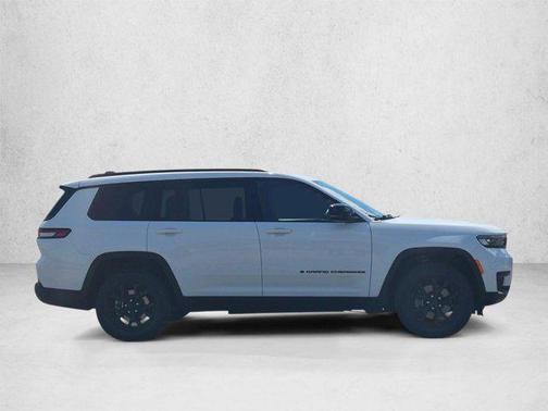 Bright White Clearcoat 2024 Jeep Grand Cherokee L Altitude