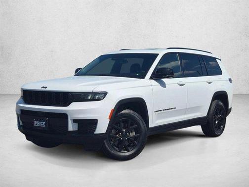 Bright White Clearcoat 2024 Jeep Grand Cherokee L Altitude