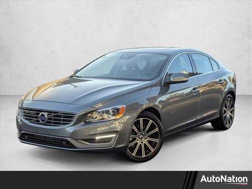 2018 Volvo S60 Inscription T5 Platinum