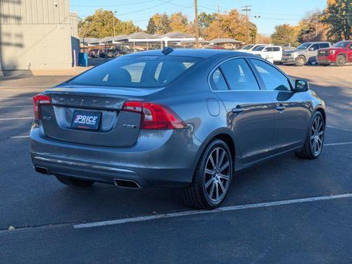 2018 Volvo S60 Inscription T5 Platinum