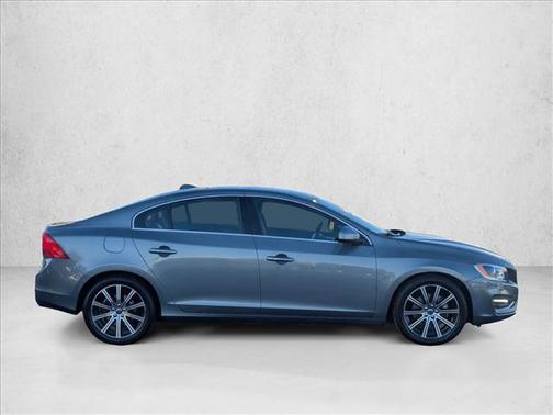 2018 Volvo S60 Inscription T5 Platinum
