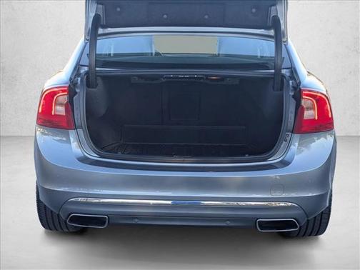 2018 Volvo S60 Inscription T5 Platinum