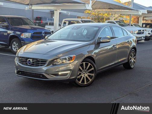 2018 Volvo S60 Inscription T5 Platinum