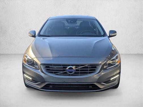 2018 Volvo S60 Inscription T5 Platinum
