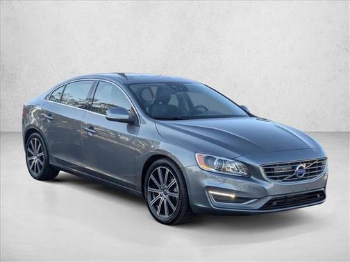 2018 Volvo S60 Inscription T5 Platinum