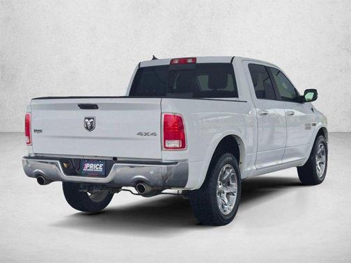 Bright White Clearcoat 2017 RAM 1500 Laramie