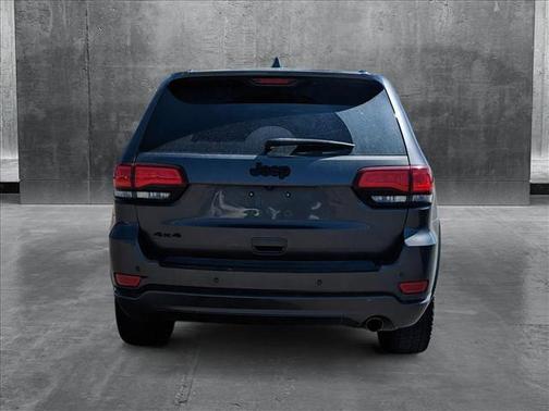 2017 Jeep Grand Cherokee Altitude