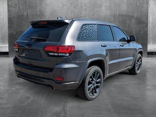 2017 Jeep Grand Cherokee Altitude