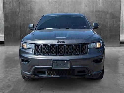 2017 Jeep Grand Cherokee Altitude