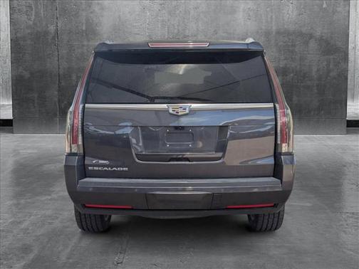 2017 Cadillac Escalade Platinum