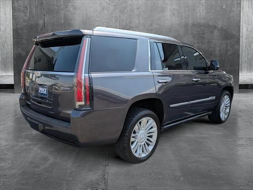 2017 Cadillac Escalade Platinum