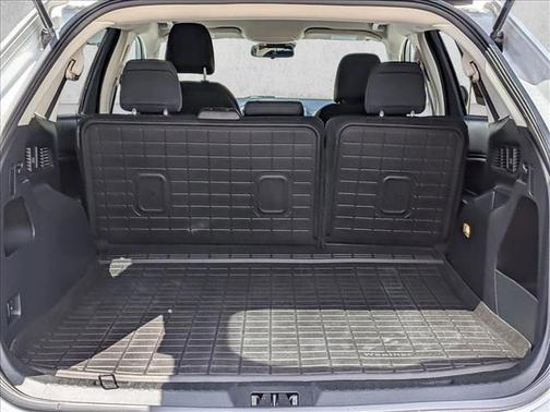 Oxford White 2024 Ford Edge SE