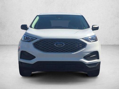 Oxford White 2024 Ford Edge SE
