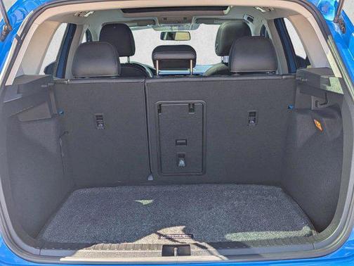 Cornflower Blue 2022 Volkswagen Taos 1.5T SE