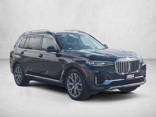Black Sapphire Metallic 2020 BMW X7 xDrive40i