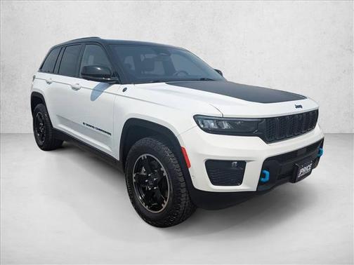 Bright White Clearcoat 2023 Jeep Grand Cherokee 4xe Trailhawk