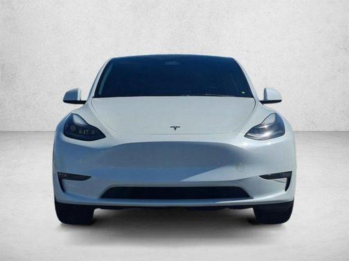 Pearl White Multi-Coat 2023 Tesla Model Y Performance Dual Motor All-Wheel Drive