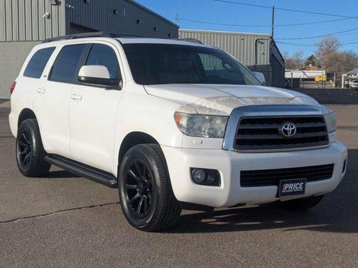 2013 Toyota Sequoia SR5