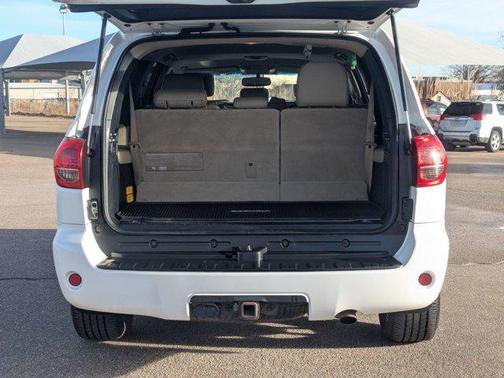 2013 Toyota Sequoia SR5