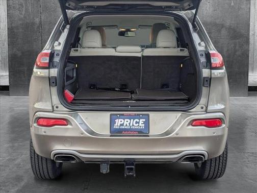 2017 Jeep Cherokee Overland