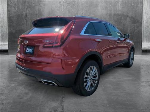2024 Cadillac XT4 Premium Luxury