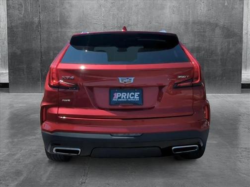 2024 Cadillac XT4 Premium Luxury