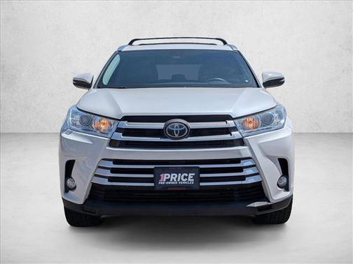 Blizzard Pearl 2019 Toyota Highlander XLE