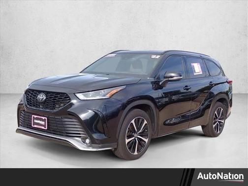 2022 Toyota Highlander XSE