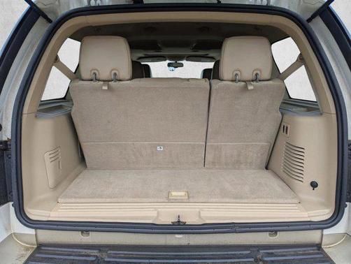 White Suede Clearcoat 2008 Ford Expedition Eddie Bauer