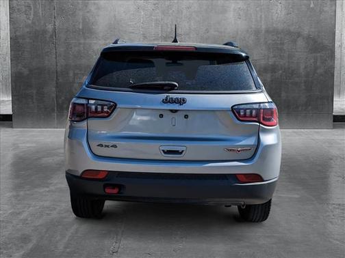 2020 Jeep Compass Trailhawk