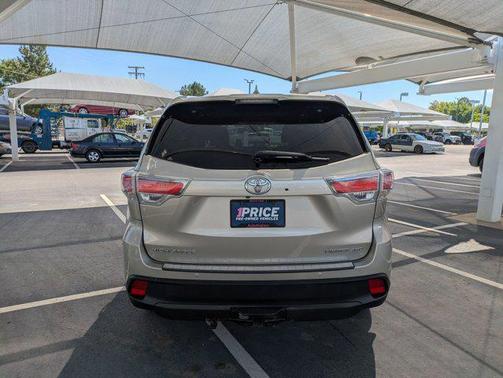 2016 Toyota Highlander Limited Platinum