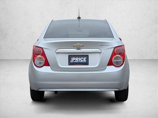 Silver Ice Metallic 2015 Chevrolet Sonic LT
