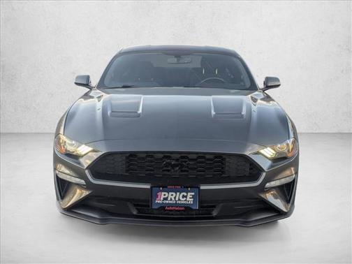 2020 Ford Mustang EcoBoost