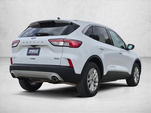 Oxford White 2022 Ford Escape SE